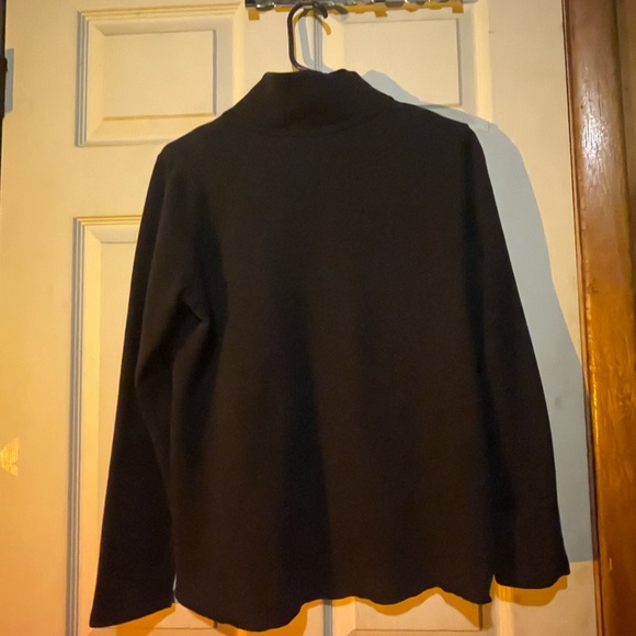 Pink vs half zip sweater - Picture 6 of 9